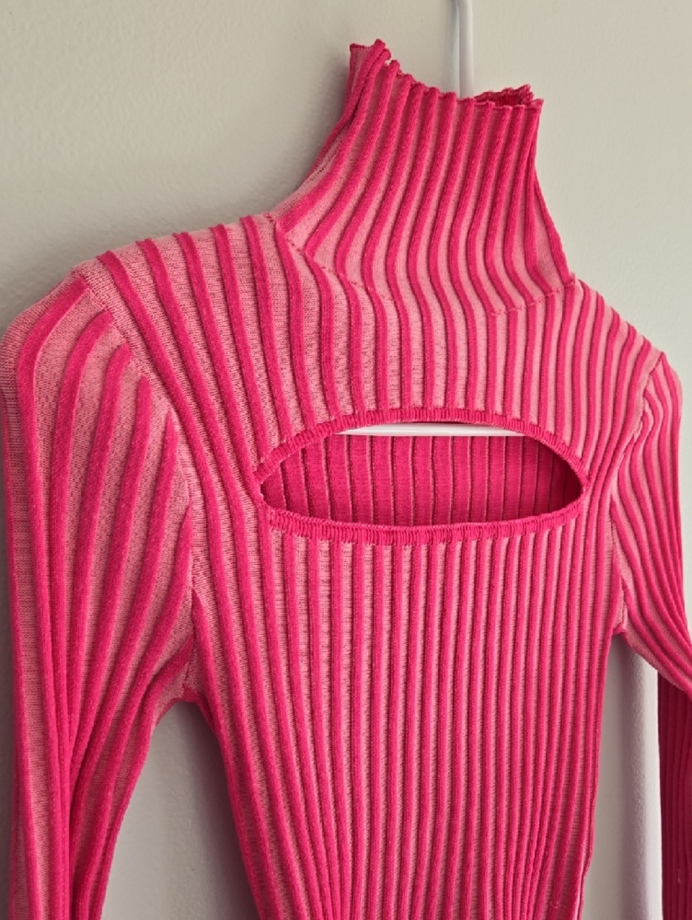 PrettyLittleThing Pink Striped Ribbed Top - Picture 5 of 16